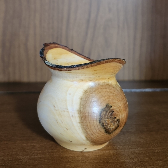 Hand-turned bowl/dish - Picture 2 of 5